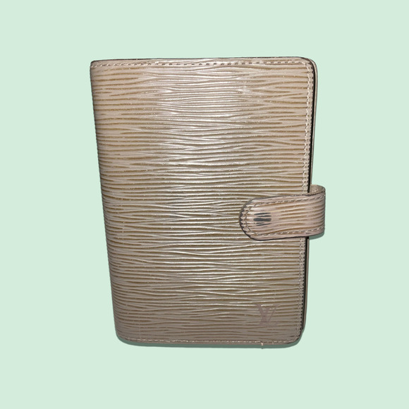 LOUIS VUITTON Small Gray Epi Leather Ring Agenda Cover - Picture 11 of 11